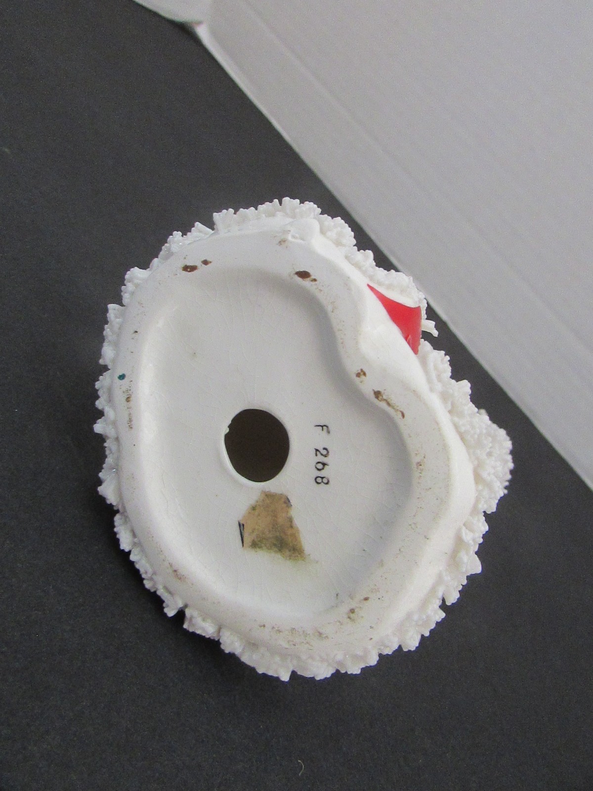 Norcrest vtg 1950s Ceramic Christmas Spaghetti Trim Angel Figurine F-268 Flaw