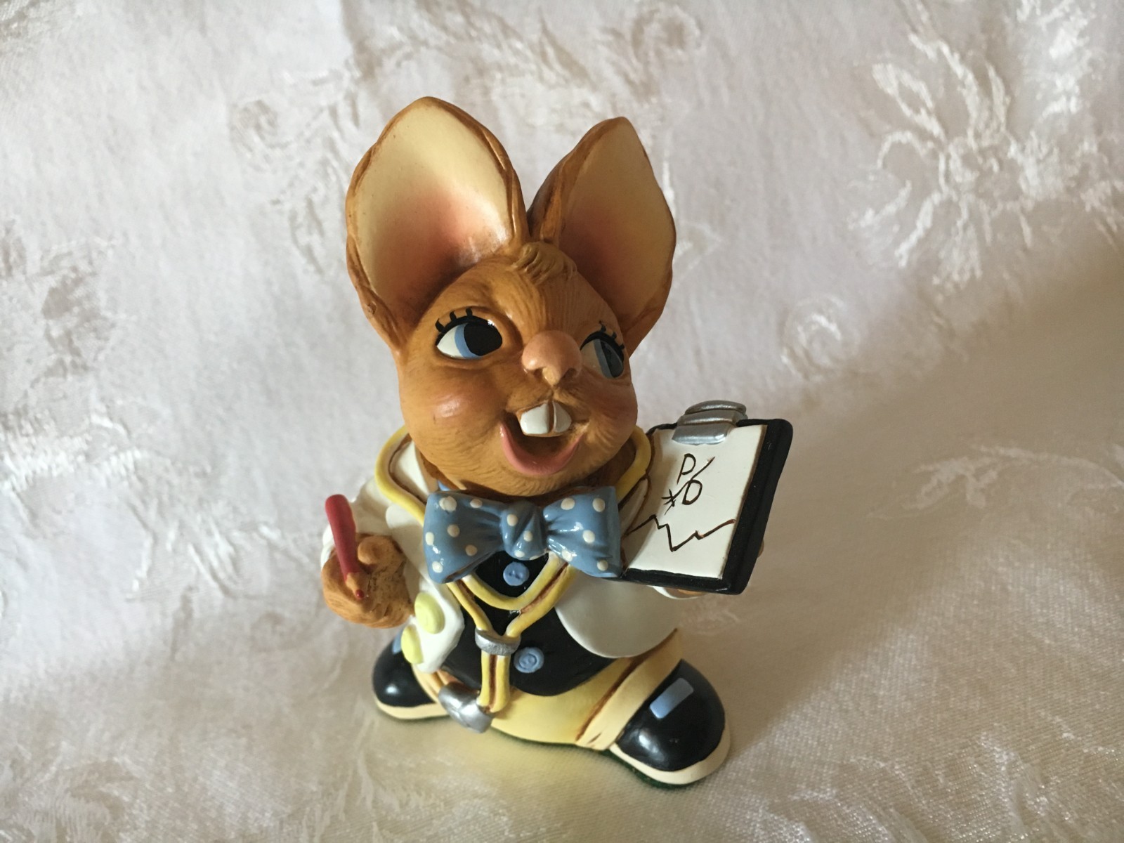 Pendelfin Stoneware Rabbit Doc ~ Handpainted ~ England ~ NOS