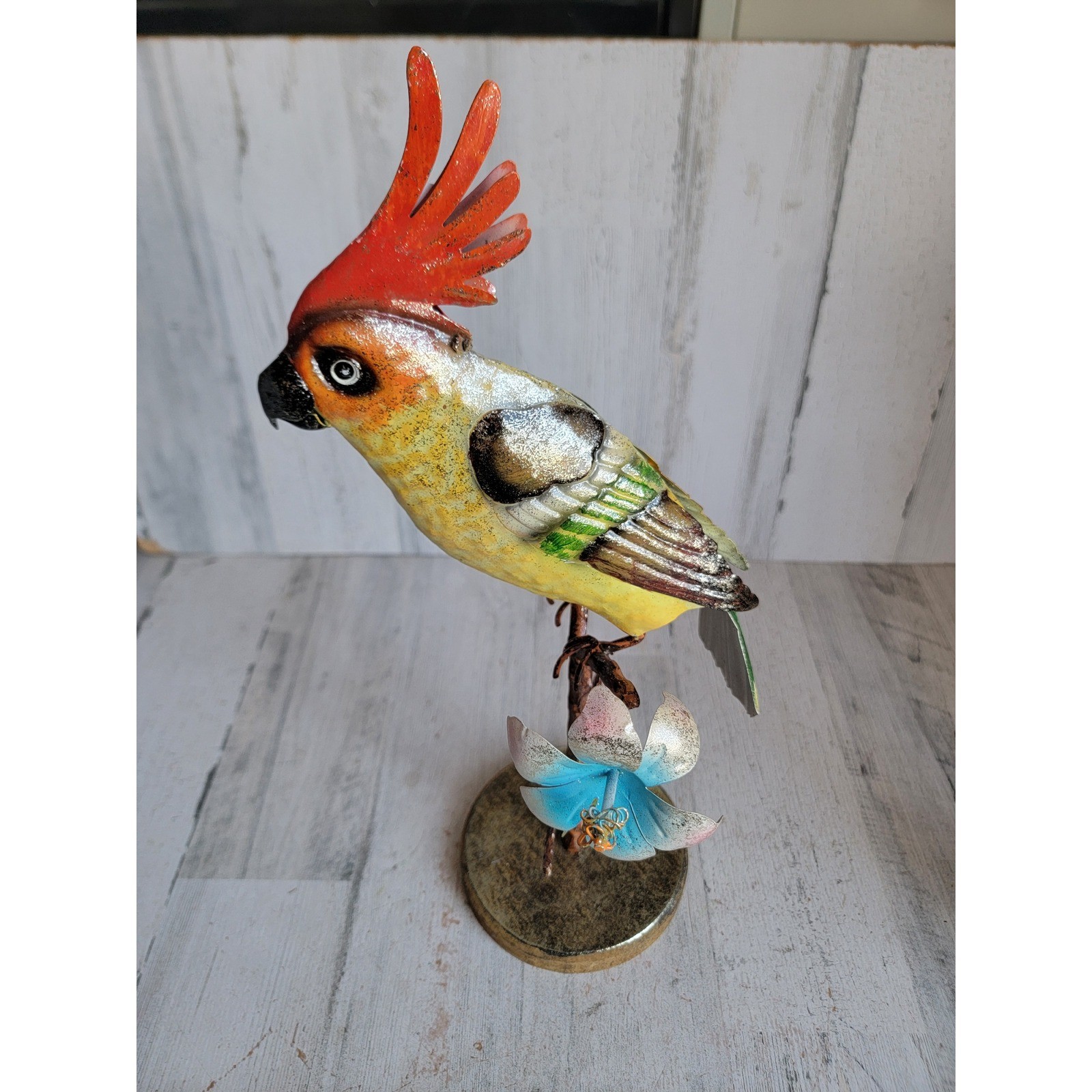 Vintage metal parrot bird art folk home decor figure rainbow unique flower
