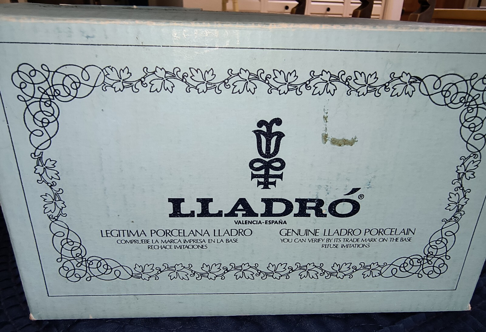 Lladro “MINI POLAR BEAR FAMILY” Figurine ~ #5434 ~ With Box
