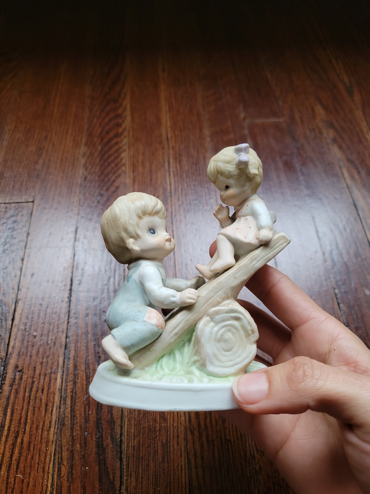 VTG HOMCO PORCELAIN “YOUNG BOY & GIRL PLAYING ON SEE-SAW 4 3/4″ FIGURINE” 1406