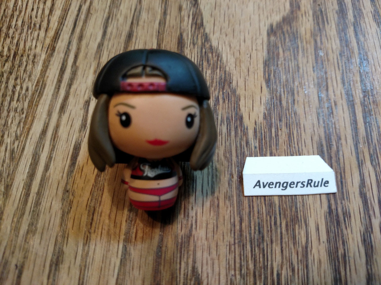 WWE Pint Size Heroes Mystery Mini-Figure Nikki Bella 1/24