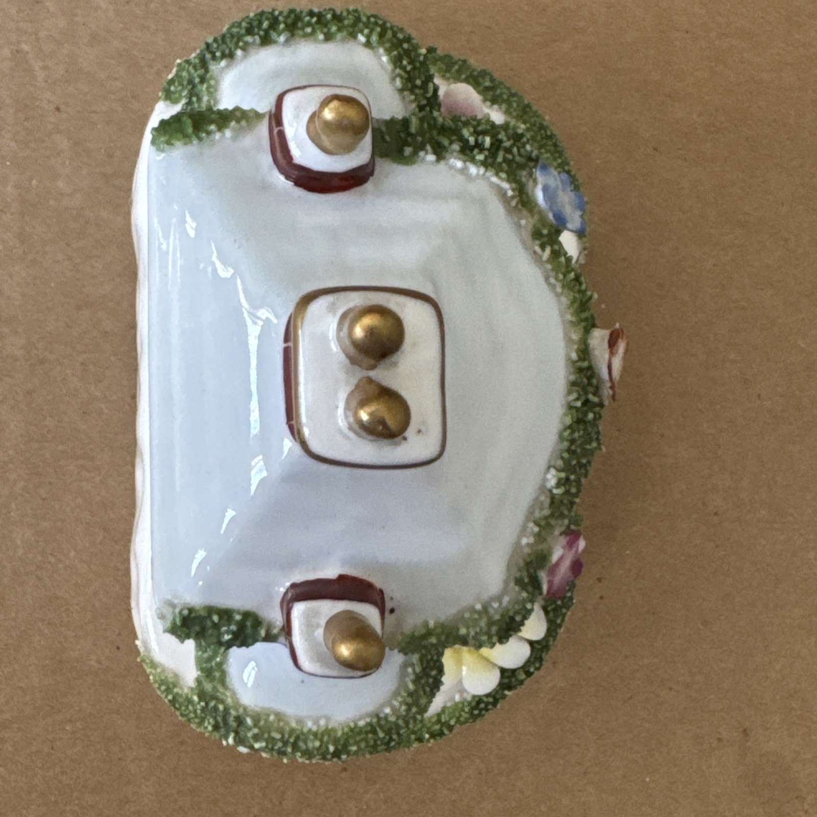 Coalport Keepers Cottage Fine Bone China Made In England 3.5 In