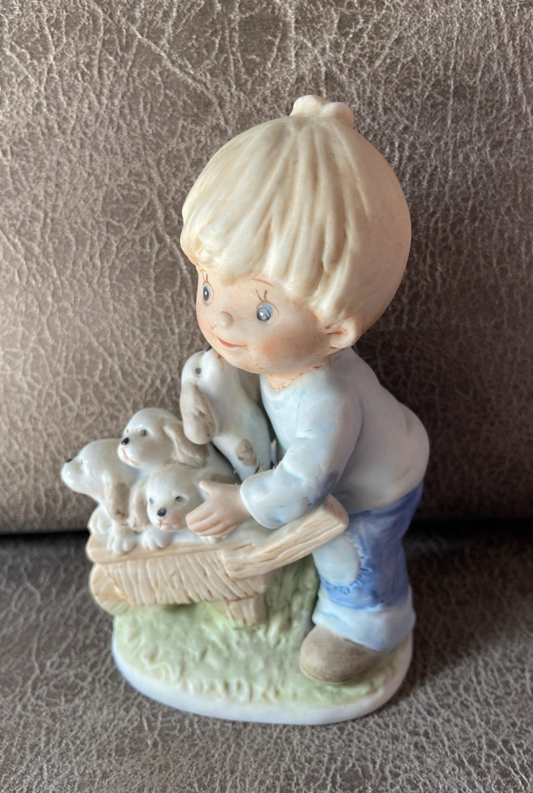 Vintage HOMCO Boy with Wheelbarrow Full of Puppies #1402 Figurine