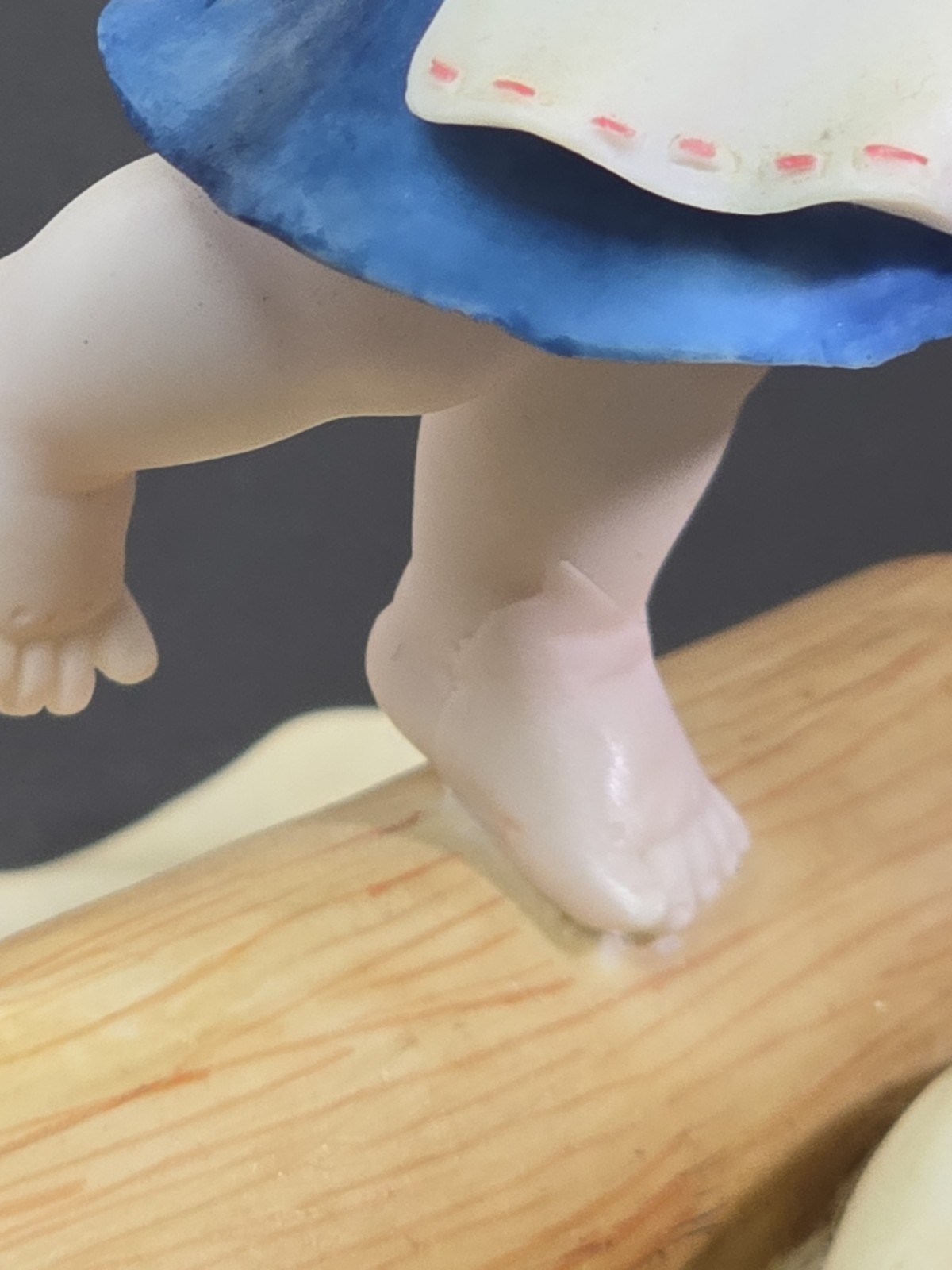 Little Kitchen Fairies Champion Dough Rolling Fairie Figure 2006 *Leg Damaged*