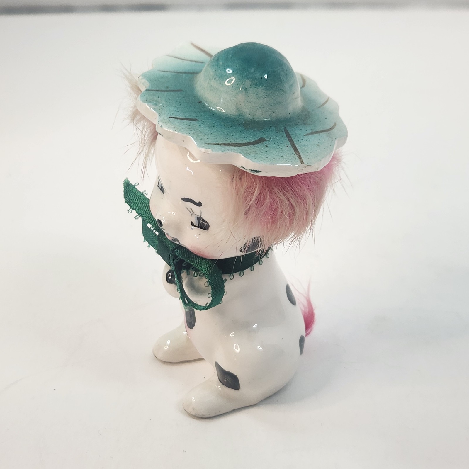 Vintage 50s-60s Spotted Dog Ceramic Figurine 4″ Tall Kitschy Puppy