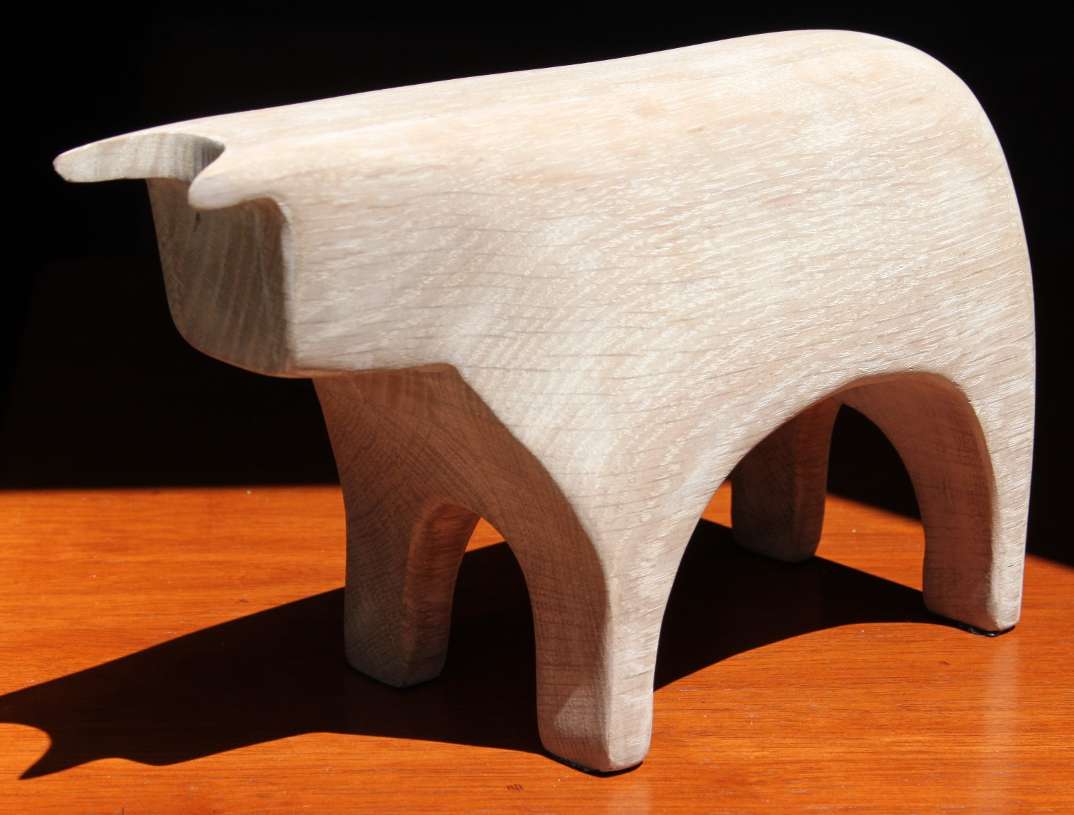 Crate and Barrel White Oak Solid Wood Bull Figurine Sculpture Hand Carved India