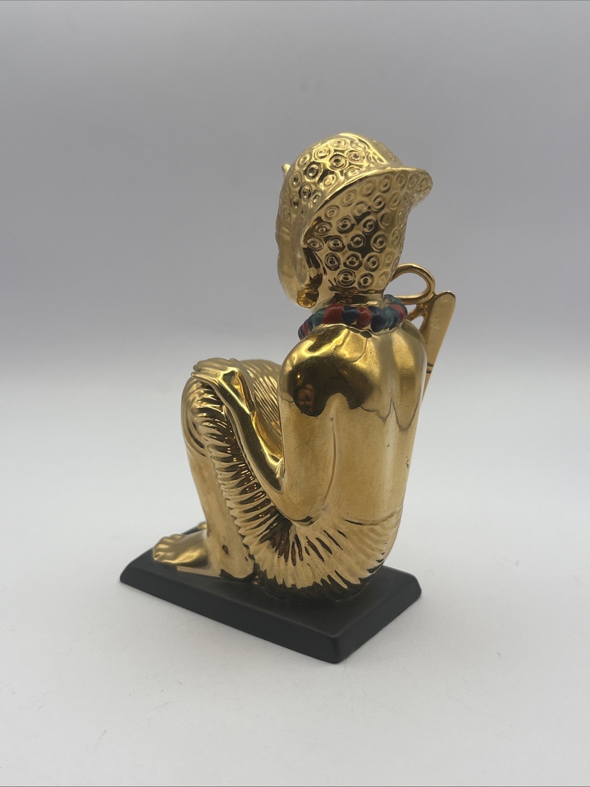 The Franklin Mint King Tut Squatting Treasures of Tutankhamun Porcelain Figurine