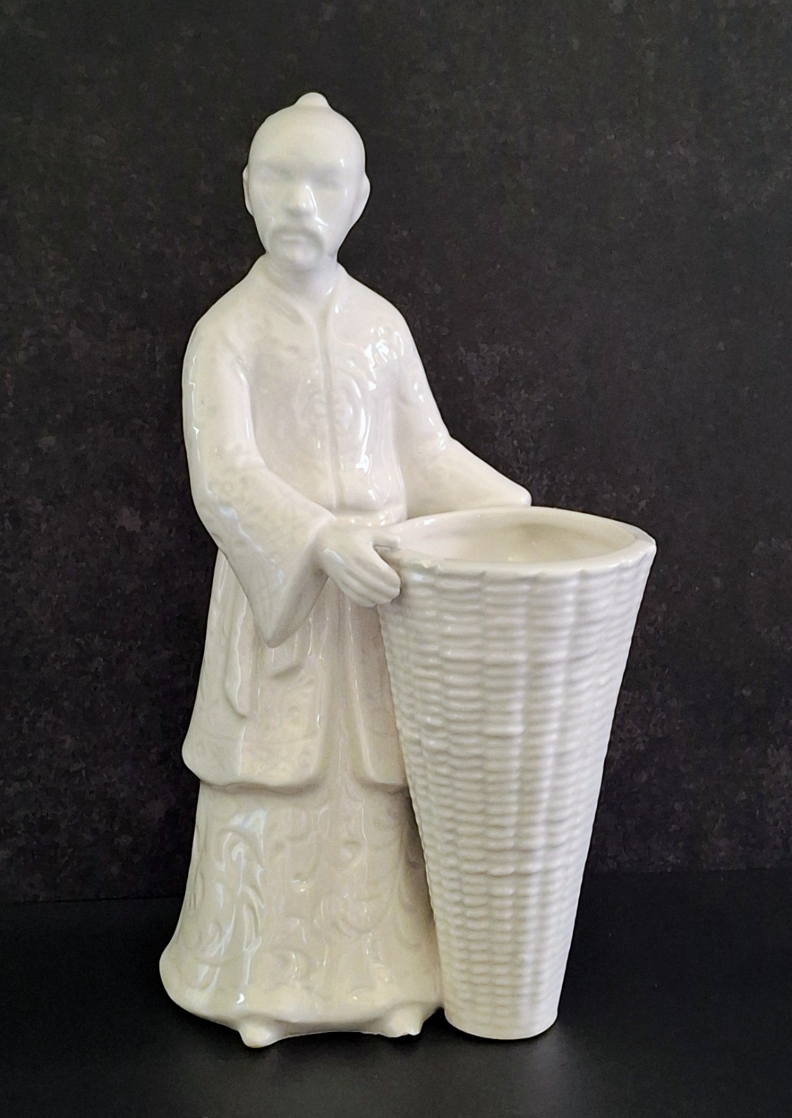 Fitz & Floyd White Blanc de Chine Character Chinoiserie Asian Man w/Basket 7.5”