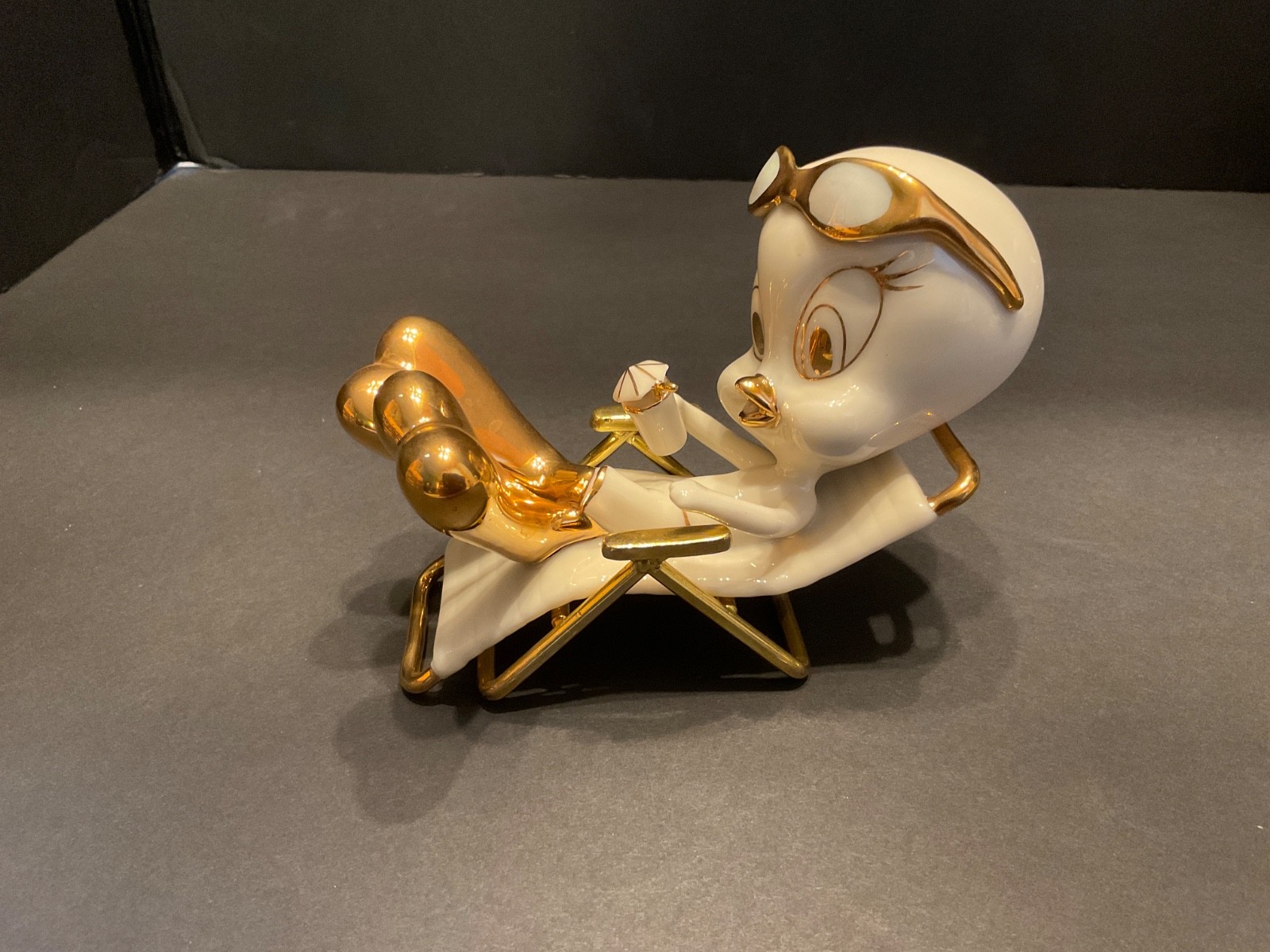 Lenox Exclusive Looney Tunes Classic Character Collection, Tweety Bird Lot 0f 4