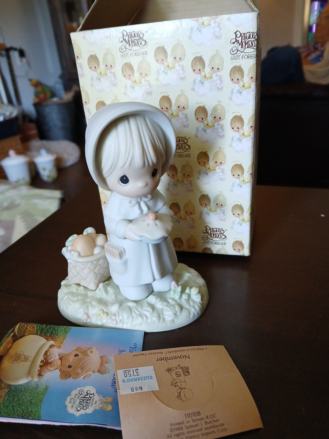 🚨 Precious Moments 110108 November Holy Bible Porcelain Collectible Figurine