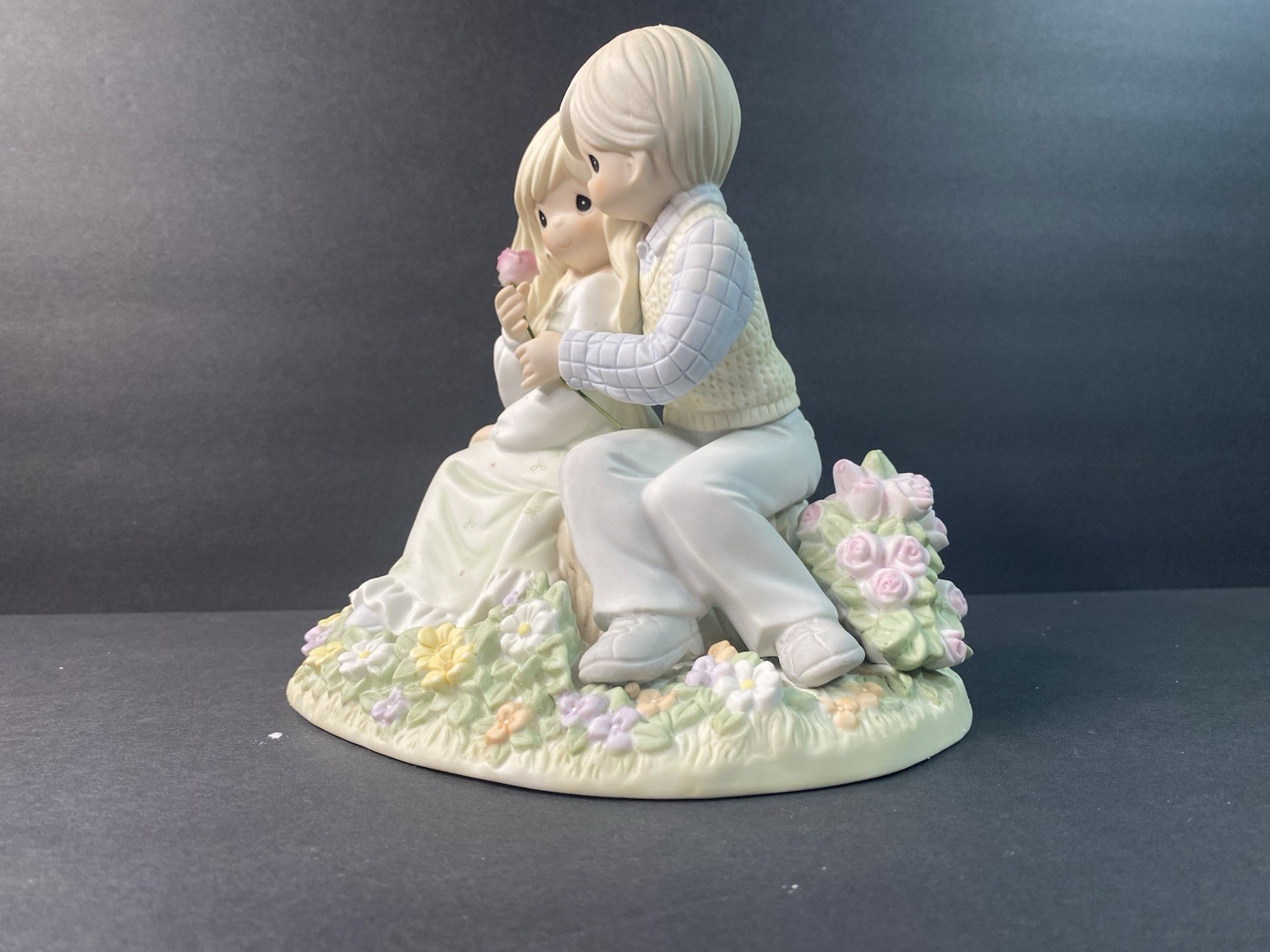 Precious Moments “My Heart Belongs To You” 2002 Limited Edition 110268