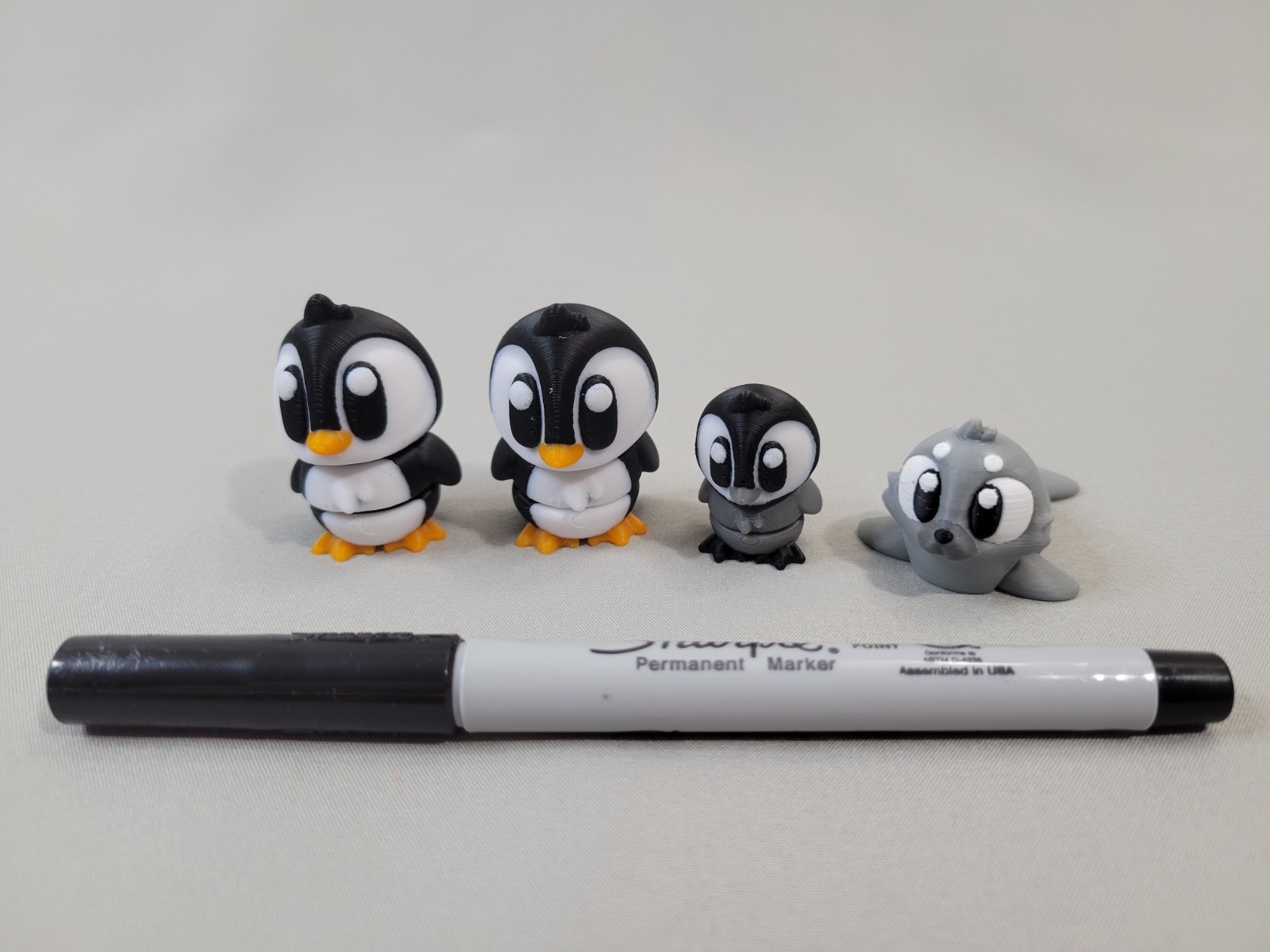 Artic Penguin Desk Set Articulated Animals 3D Printed