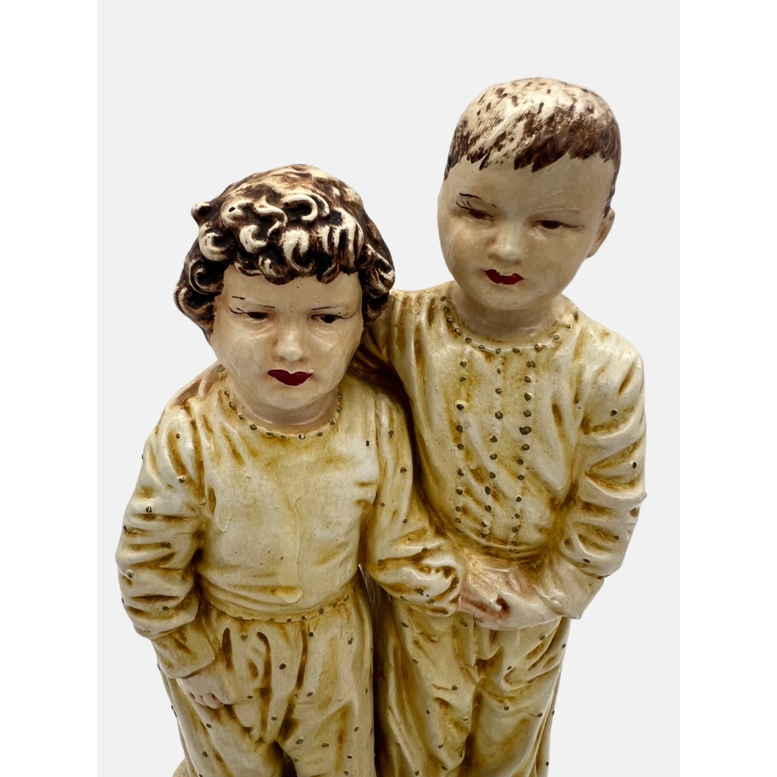 Vintage Chalkware / Plaster Figure Of Two Children Hugging 10″