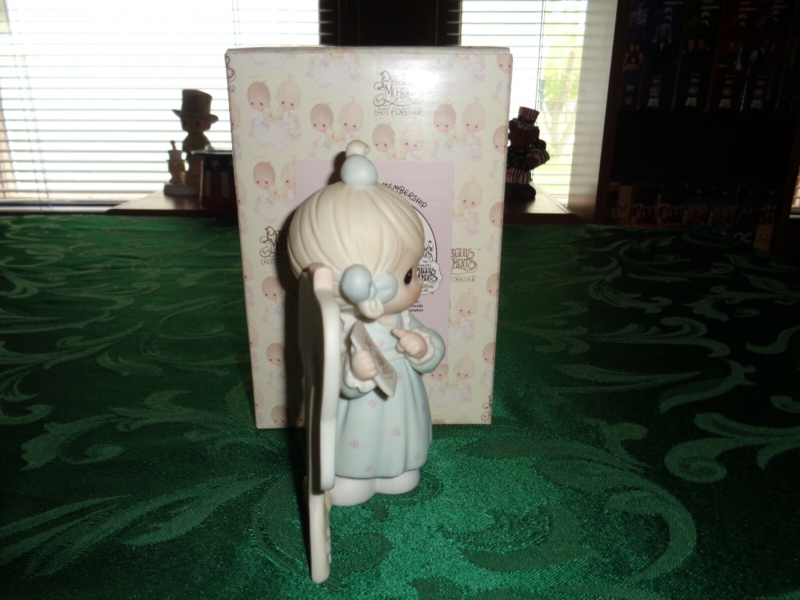 Enesco Precious Moment 1991 Symbol Of Membership Sharing Good News Together Figu