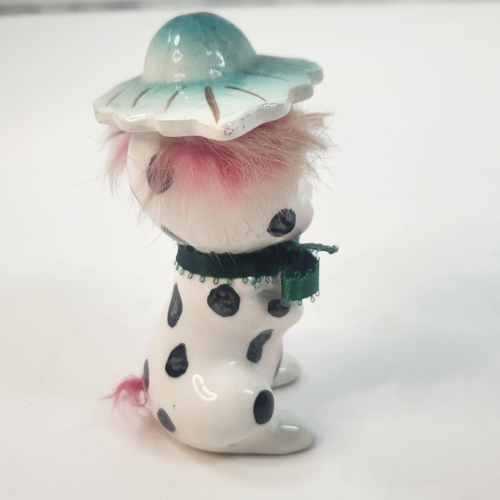 Vintage 50s-60s Spotted Dog Ceramic Figurine 4″ Tall Kitschy Puppy