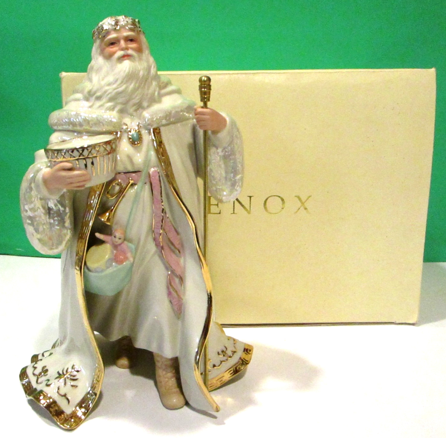 LENOX FATHER CHRISTMAS SANTA Classic sculpture — NEW in BOX