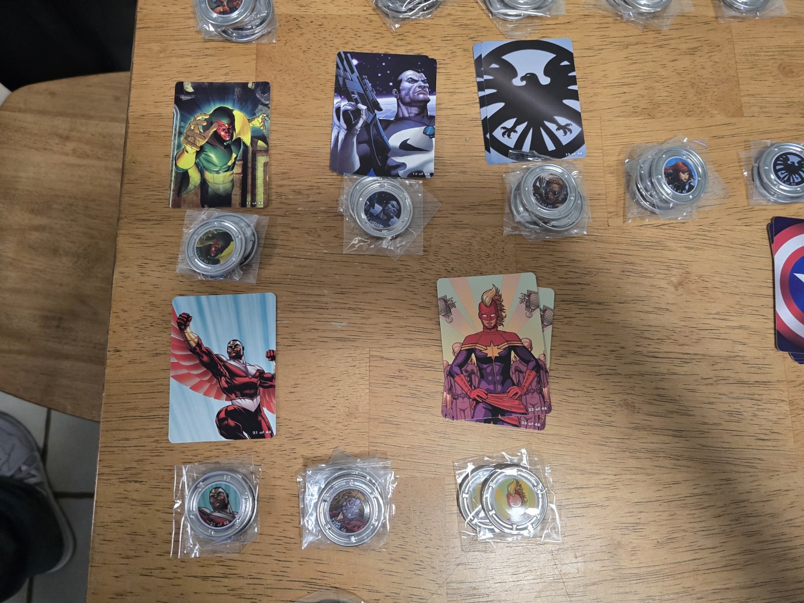 Lot of 99 Marvel Hubsnaps and 50 Cards – Some Rare & Super Rare Please Read