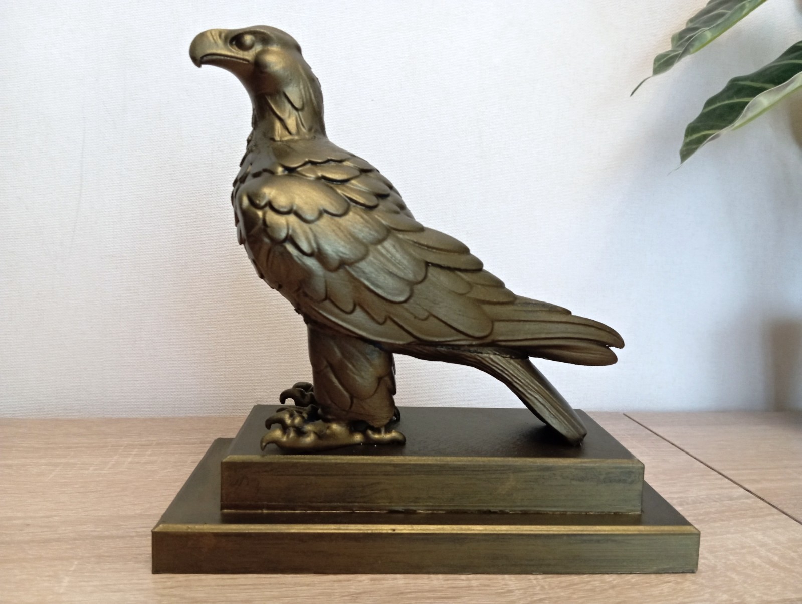 3D printed replica of German Schorfheide 1938 hunting price – eagle statue