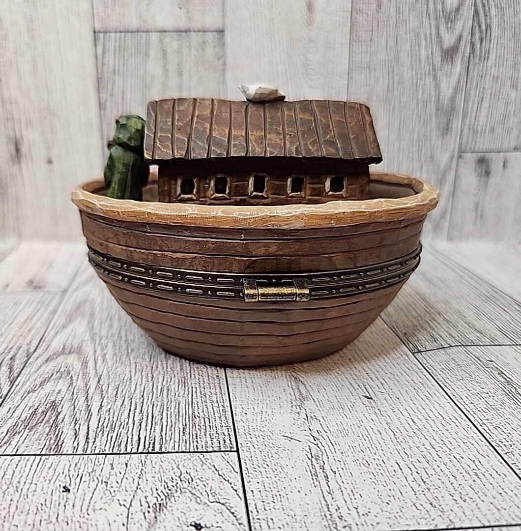 Boyds Bears Enesco Noah’s Great Journey Two by Two Treasure Box Collection