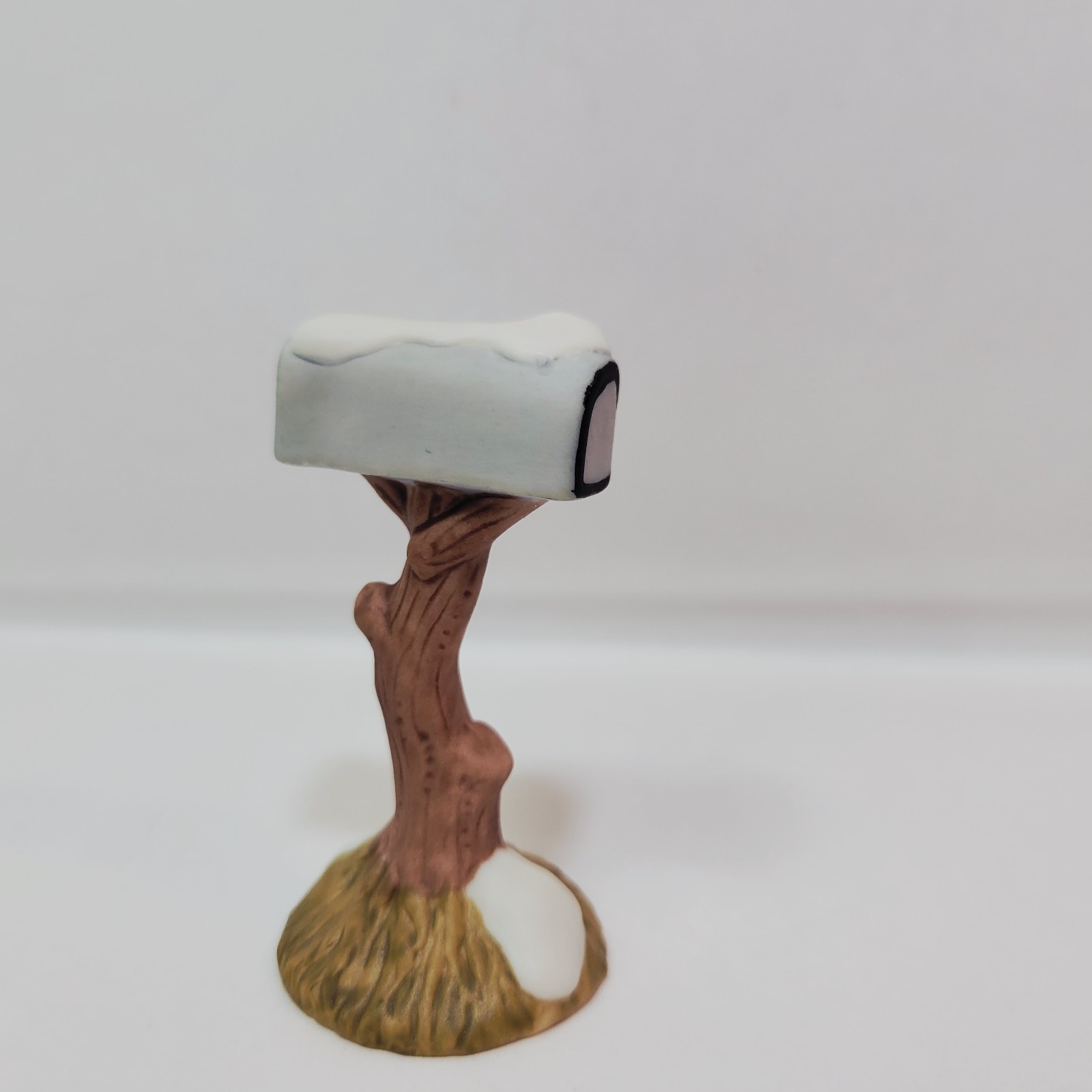 Vintage Lefton Colonial Village U.S. Mail Mailbox Ceramic Figurine