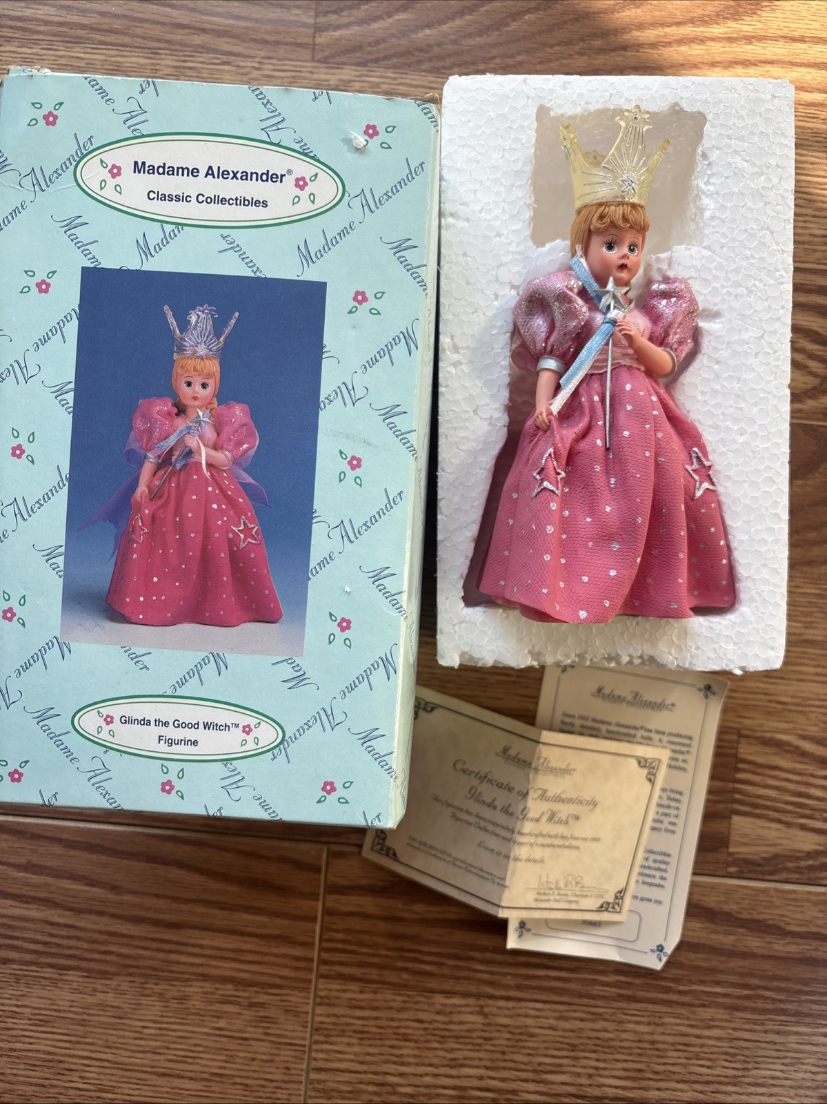Classic Collectibles from Madame Alexander Glinda the Good Witch Figurine 2000