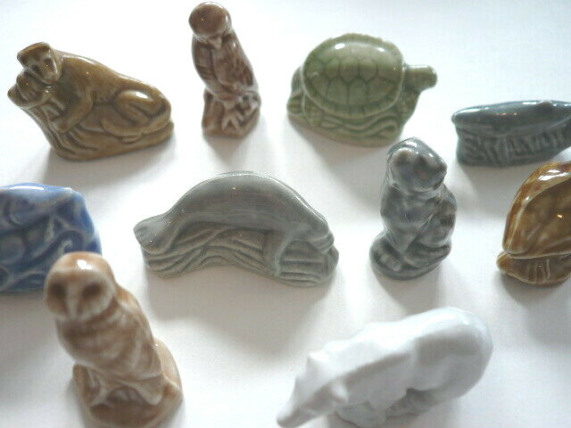 Vintage WADE ENDANGERED SPECIES SERIES Complete Set of 10 Figurines No Chips