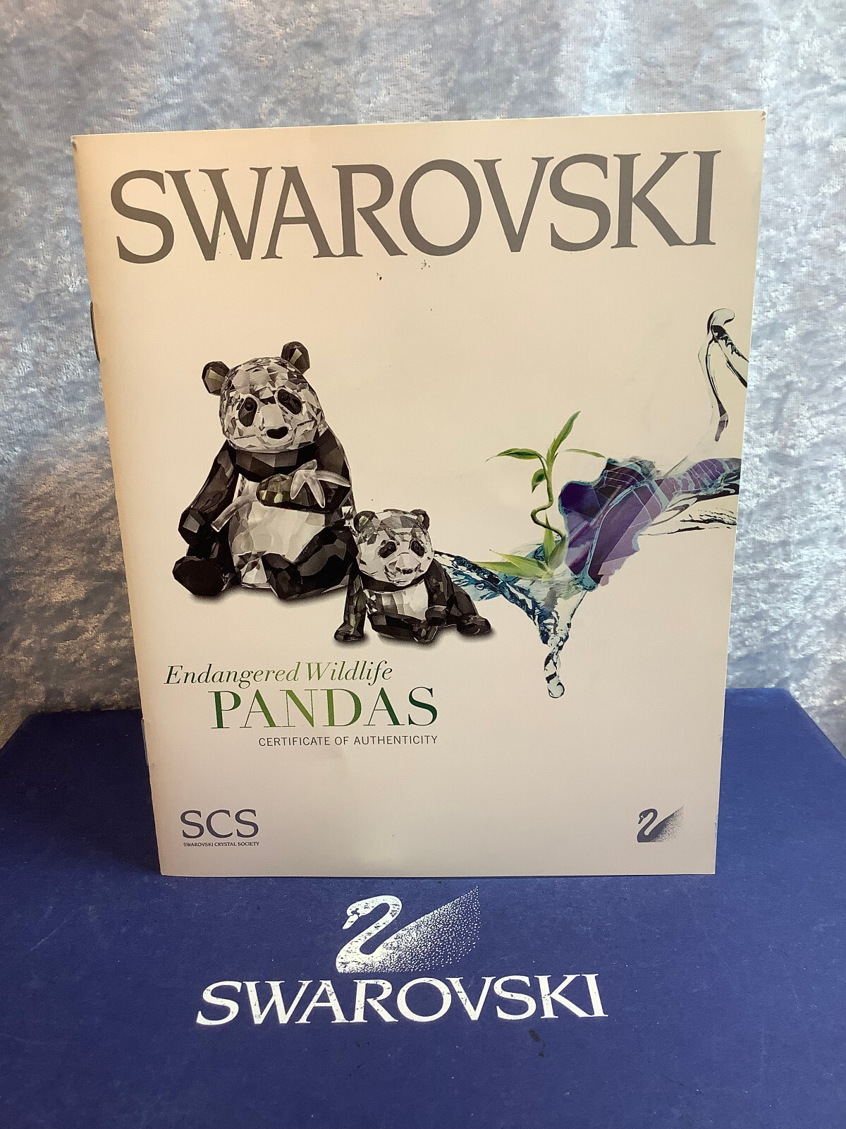 Swarovski SCS Endangered Wildlife Pandas Certificate 945493/900918C. Retired ’08