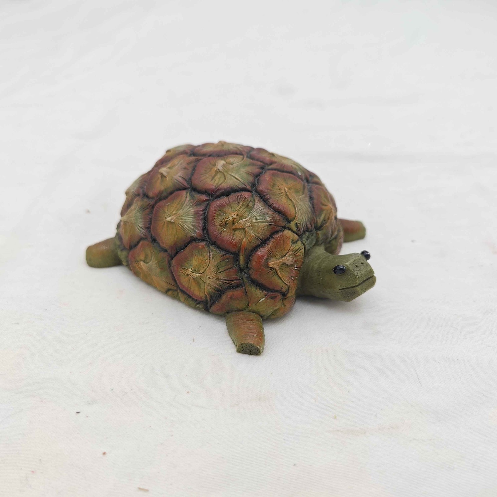 Enesco Home Grown Anthropomorphic Pineapple Turtle Tortoise Fruit Figurine 2005