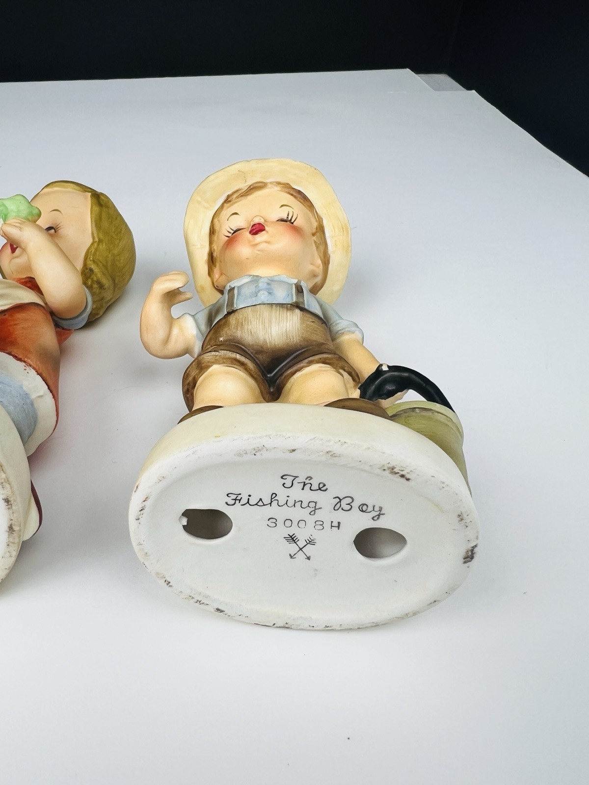 VTG 4 Ceramic Figurines Arnart The Fishing Boy Boys friend Flower Girl Prima