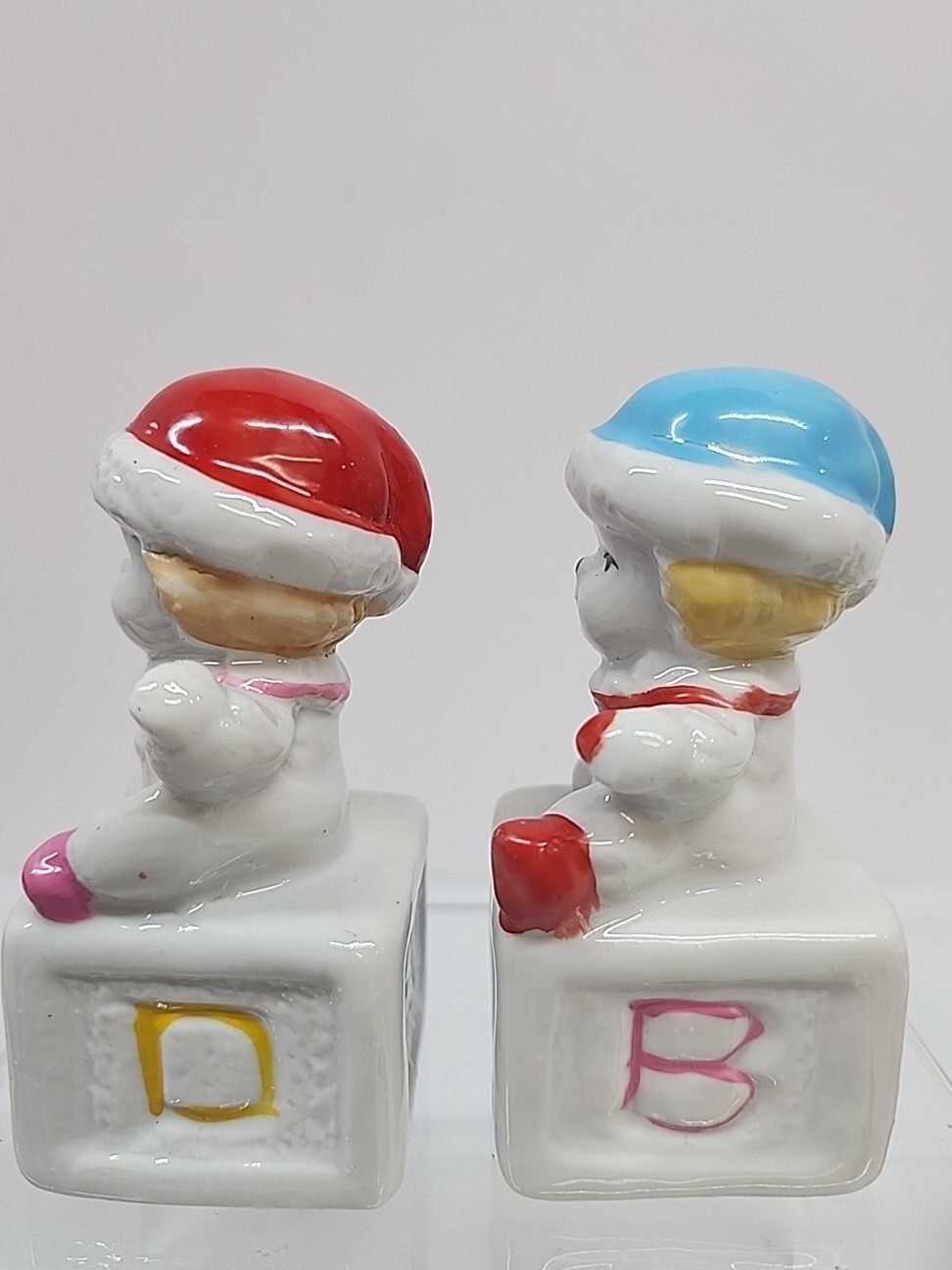 Vintage Ceramic Baby Clown Ceramic ABC Blocks Figurine Taiwan 3.5″ Blue Red Pink