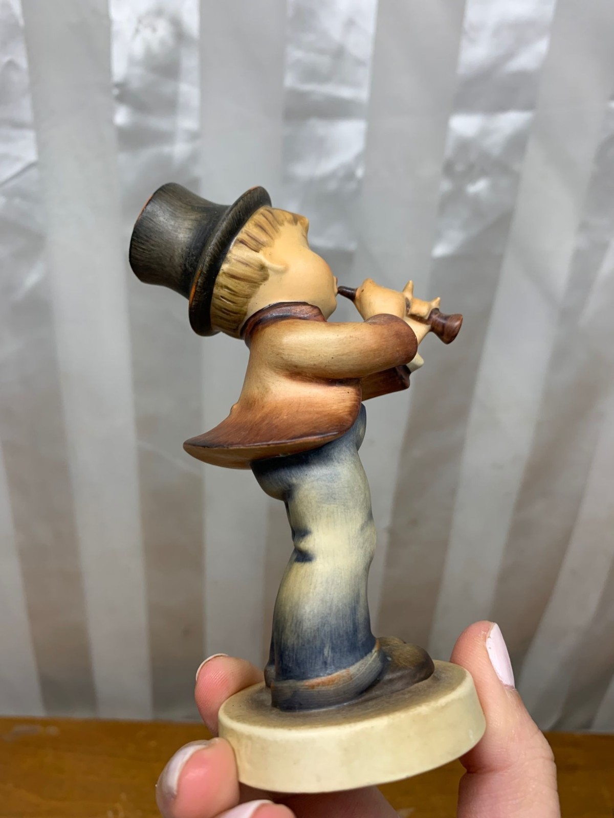 Vintage Goebel Hummel Hand Painted Figurine “Serenade” TMK-2 1950-1959 Germany