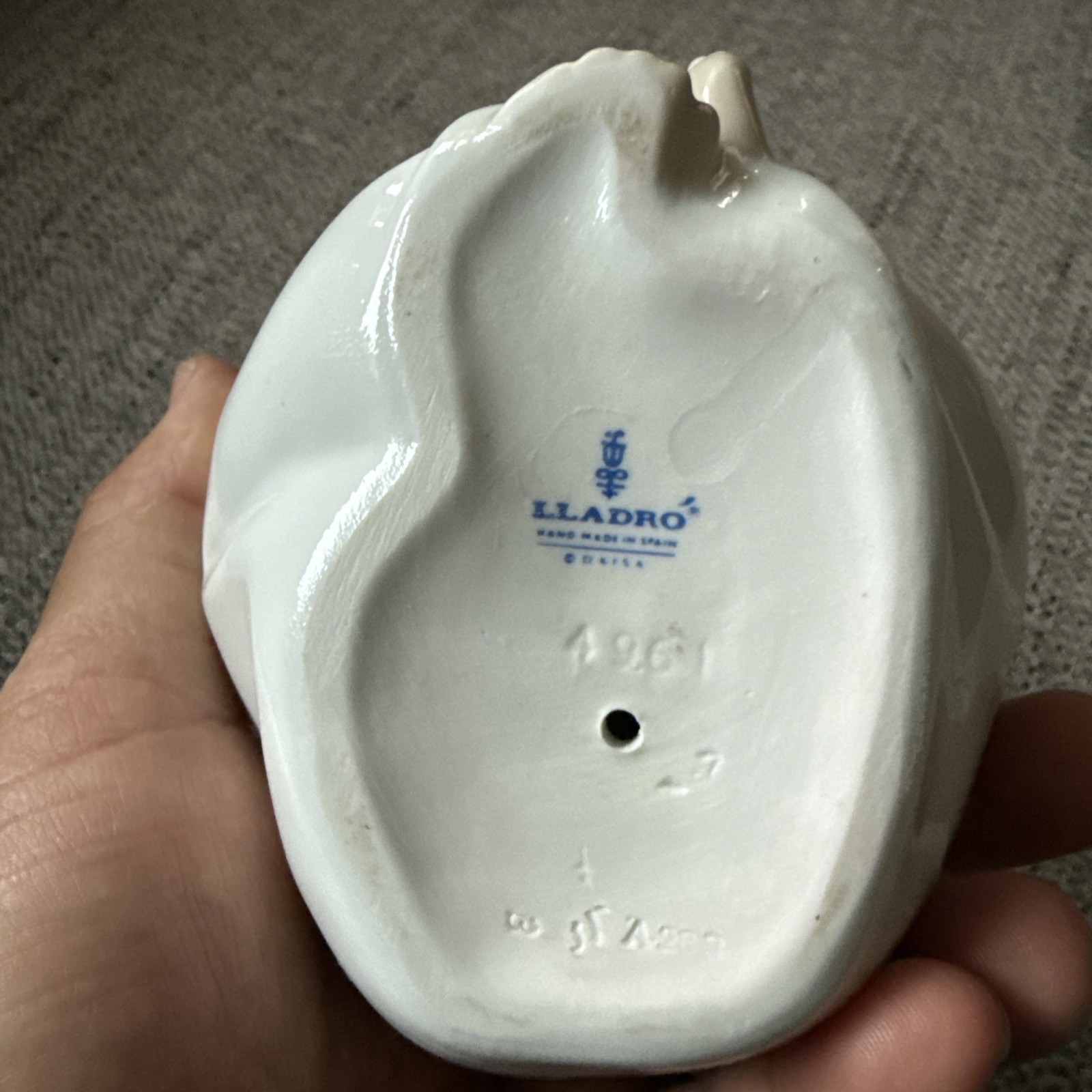 Lladro #4961 Angel Dreaming ~ Excellent Condition See Photos