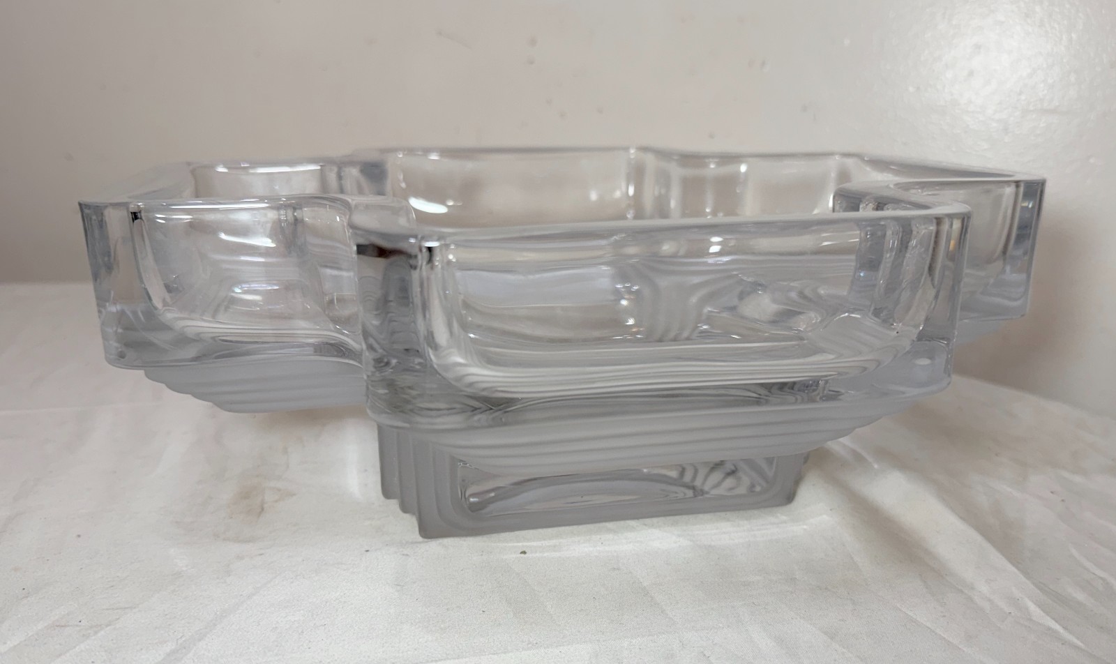 LARGE Daum Art Deco Clear and Frosted Crystal centerpiece Bowl Sculpture MCM