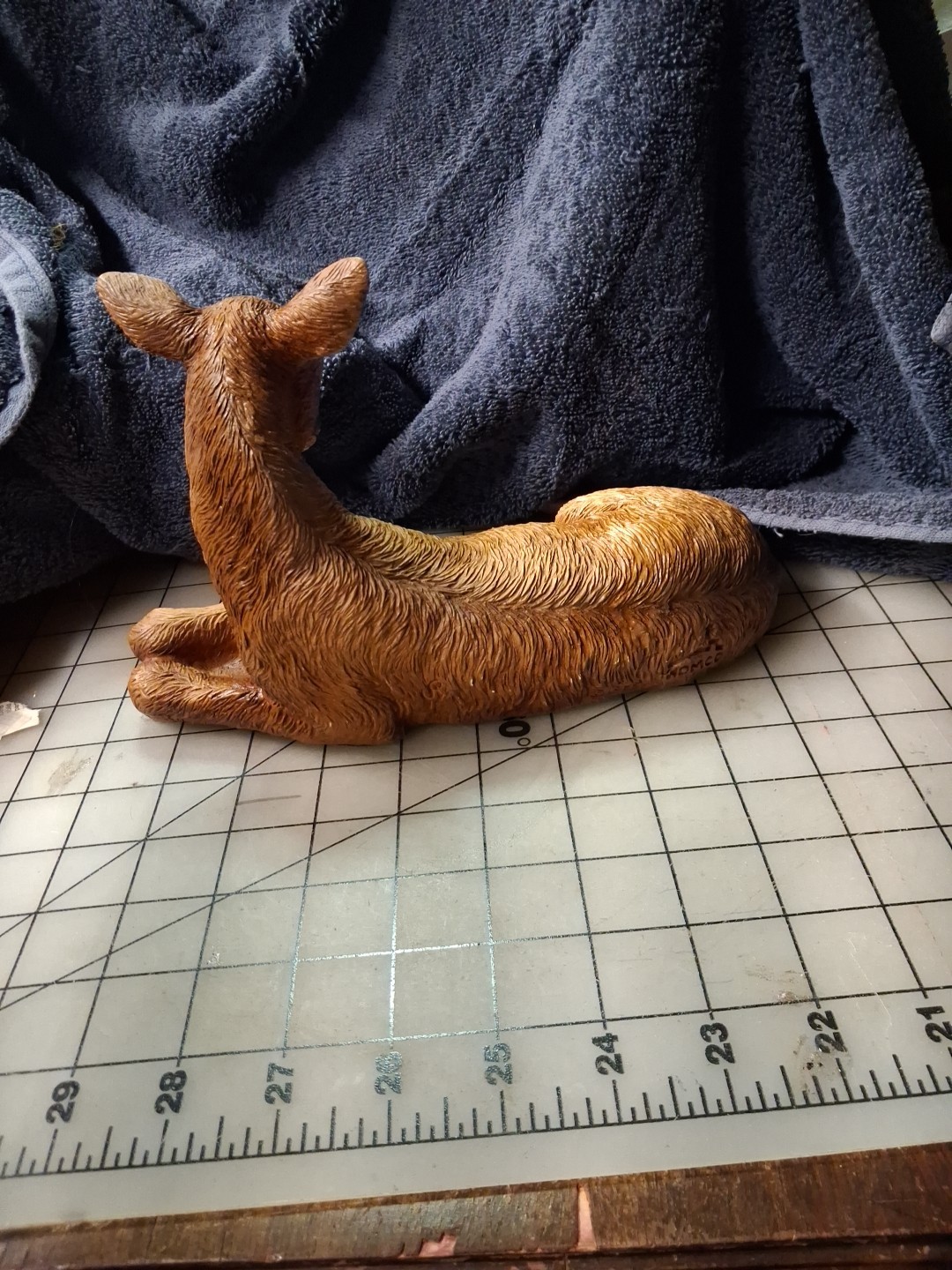 Vintage 4 In. X 9.25 In. Doe Figurine Brown