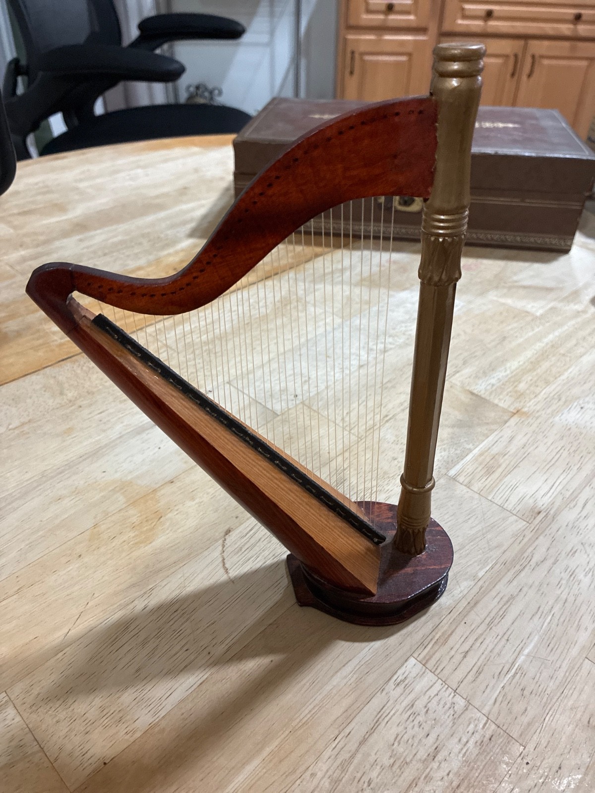 Vintage Miniature Decorative Harp Wood & Gold Tone Celtic Irish Display Instrume