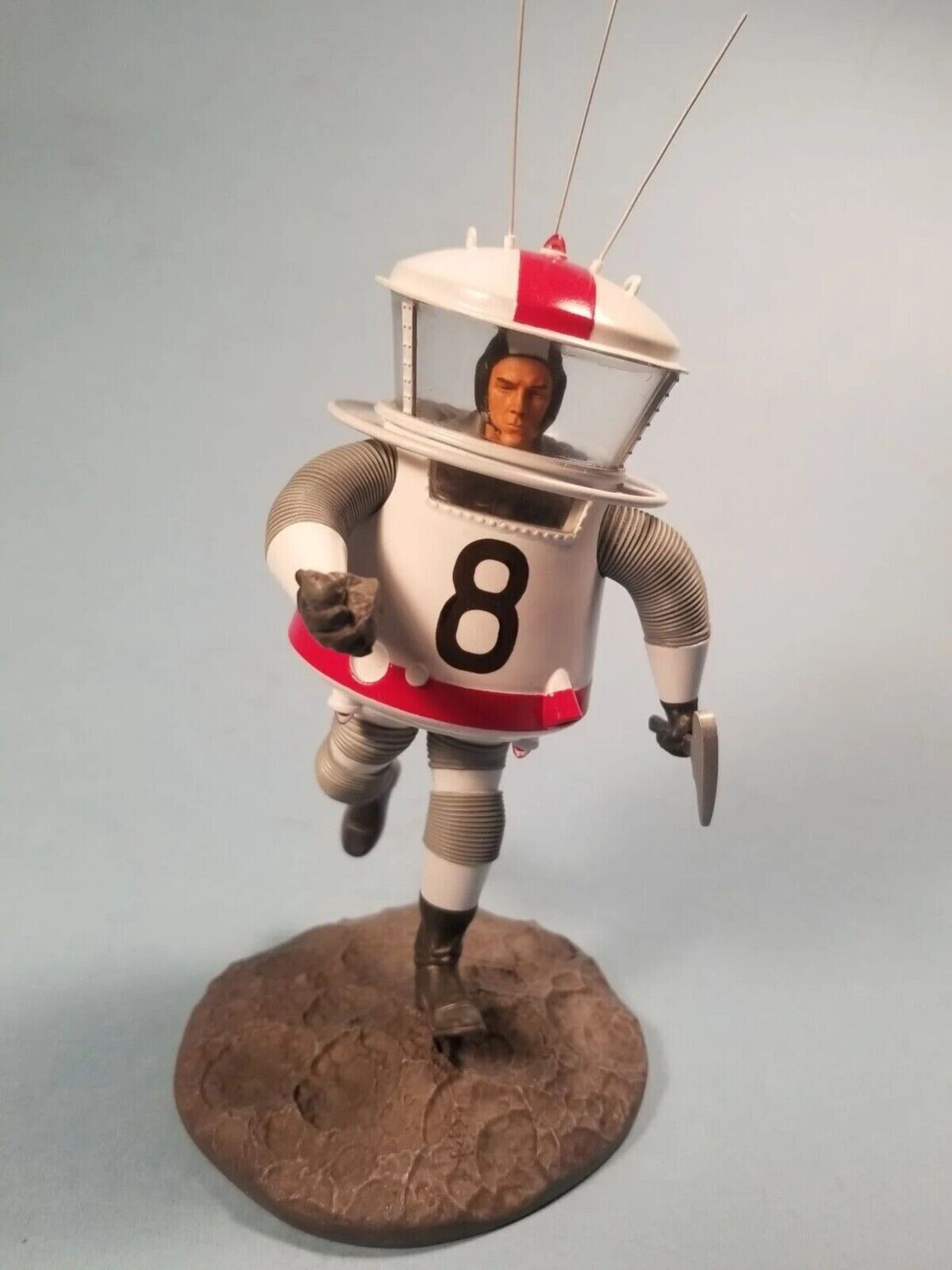 Monarch Models MOON SUIT diorama plastic model kit 1/8 moonsuit
