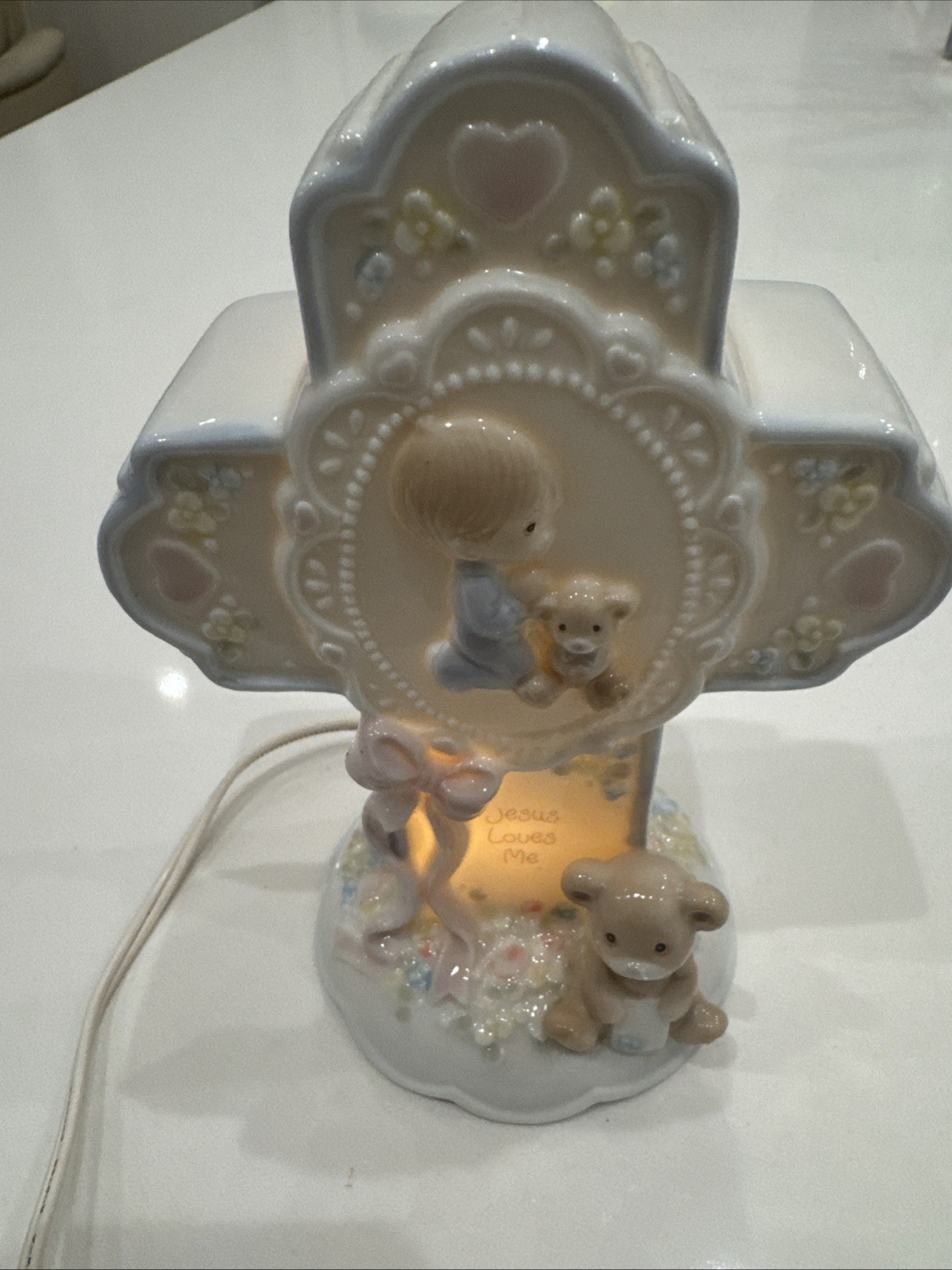 Precious Moments “Jesus Loves Me” Lighted Cross