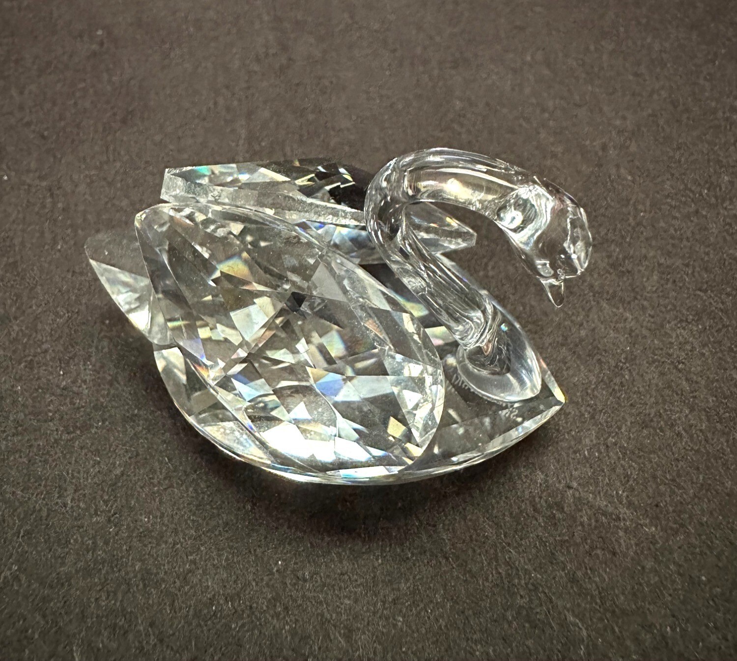 Crystal Swan Figurine Elegant Decorative Collectible Beauties of the Lake