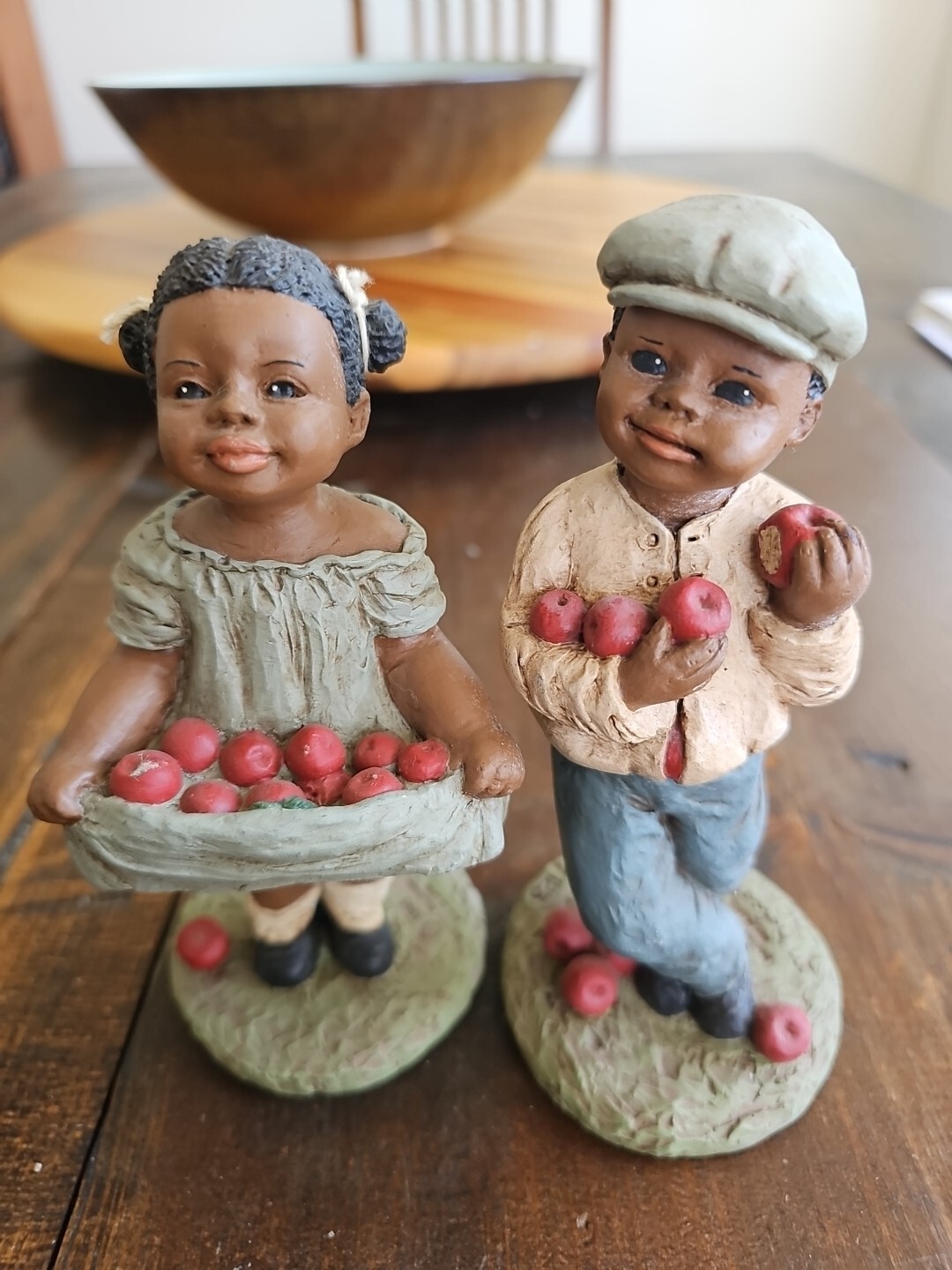 TWO VINTAGE M HOLCOMBE GOD IS LOVE FIGURINES ADAM #123 & TARA #78 KIDS W/ APPLES