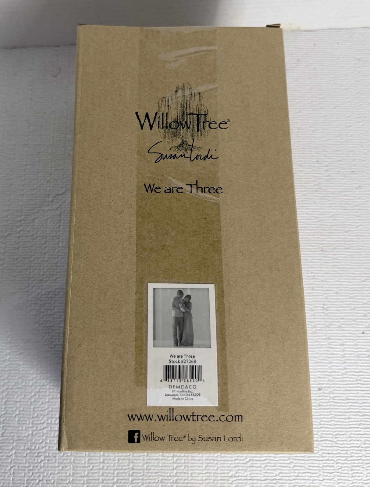 Willow Tree “We Are Three” Family Figurine 2013 Susan Lordi Demdaco Parents Baby