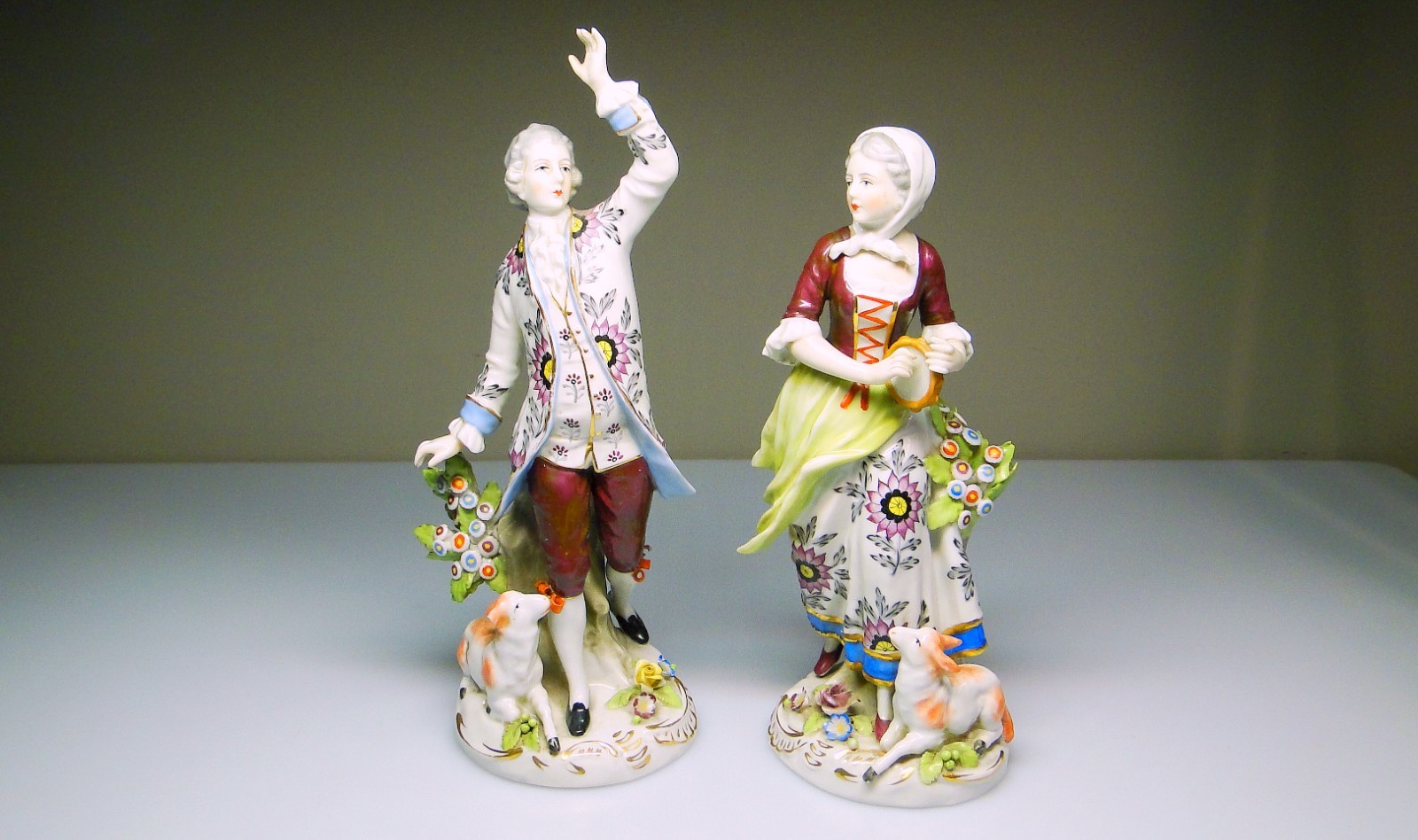 Antique Chelsea Gold Anchor Figurines Woman & Man Fine Porcelain Pair Germany