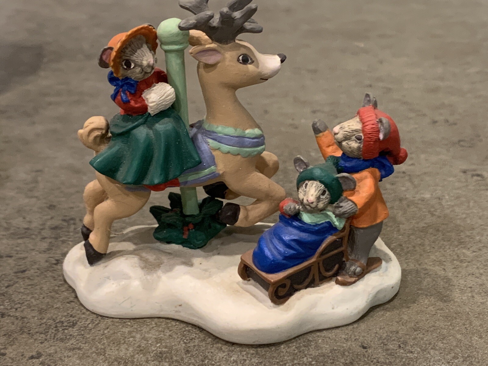 Vintage Avon 1993 Kathy Jeffers 3 Mice Playing On Ice
