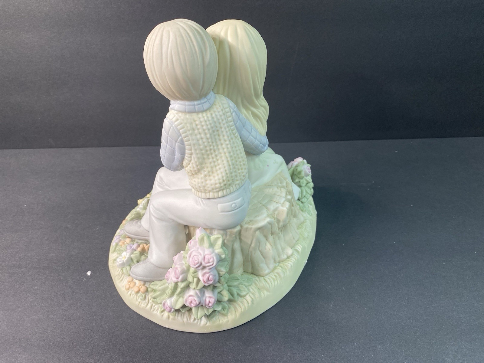 Precious Moments “My Heart Belongs To You” 2002 Limited Edition 110268