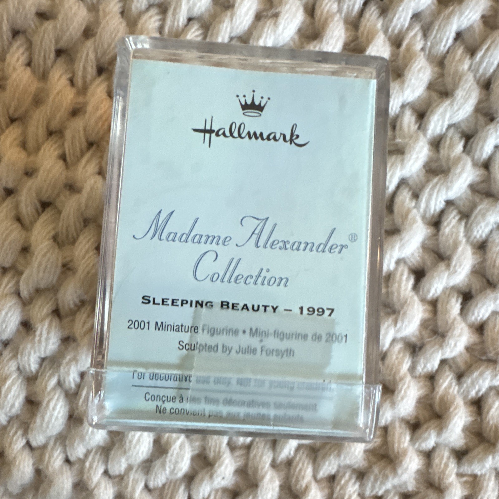 Hallmark Madame Alexander Sleeping Beauty Painted Resin Mini Figurine Boxed 2001