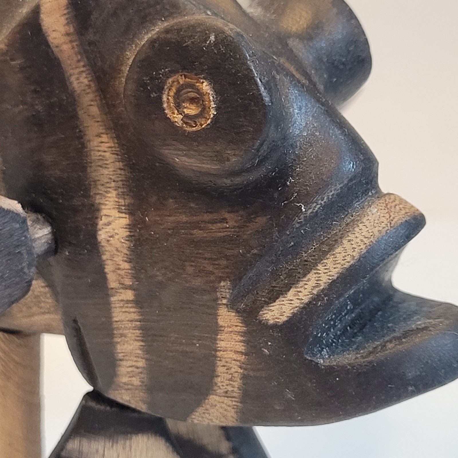 Vtg Lionfish Folk Art Sculpture Wood Carved Dark Stain Zebra Pattern Description