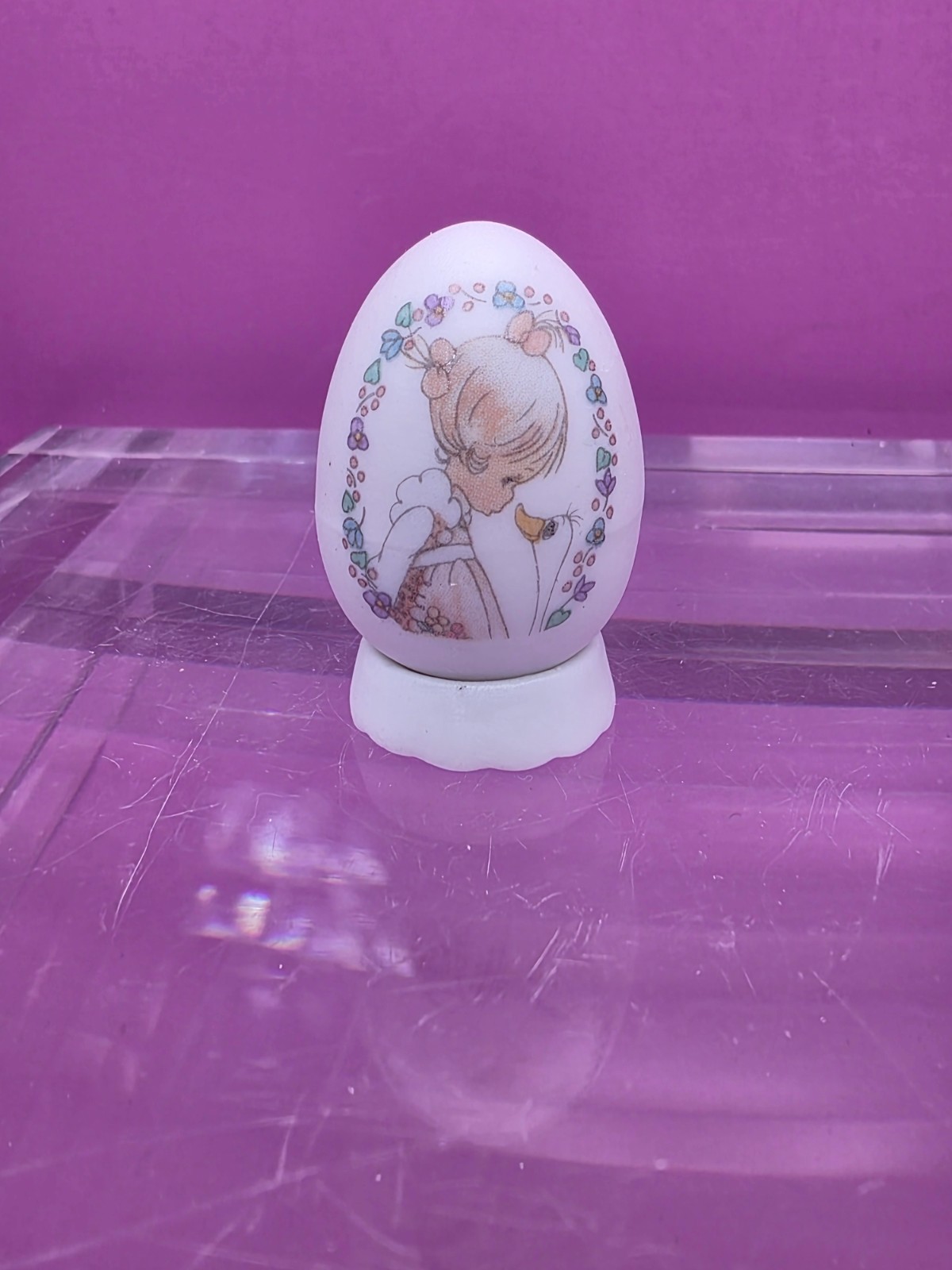 1992 Precious Moments Mini Porcelain Easter Egg on Base “make a joyful noise”