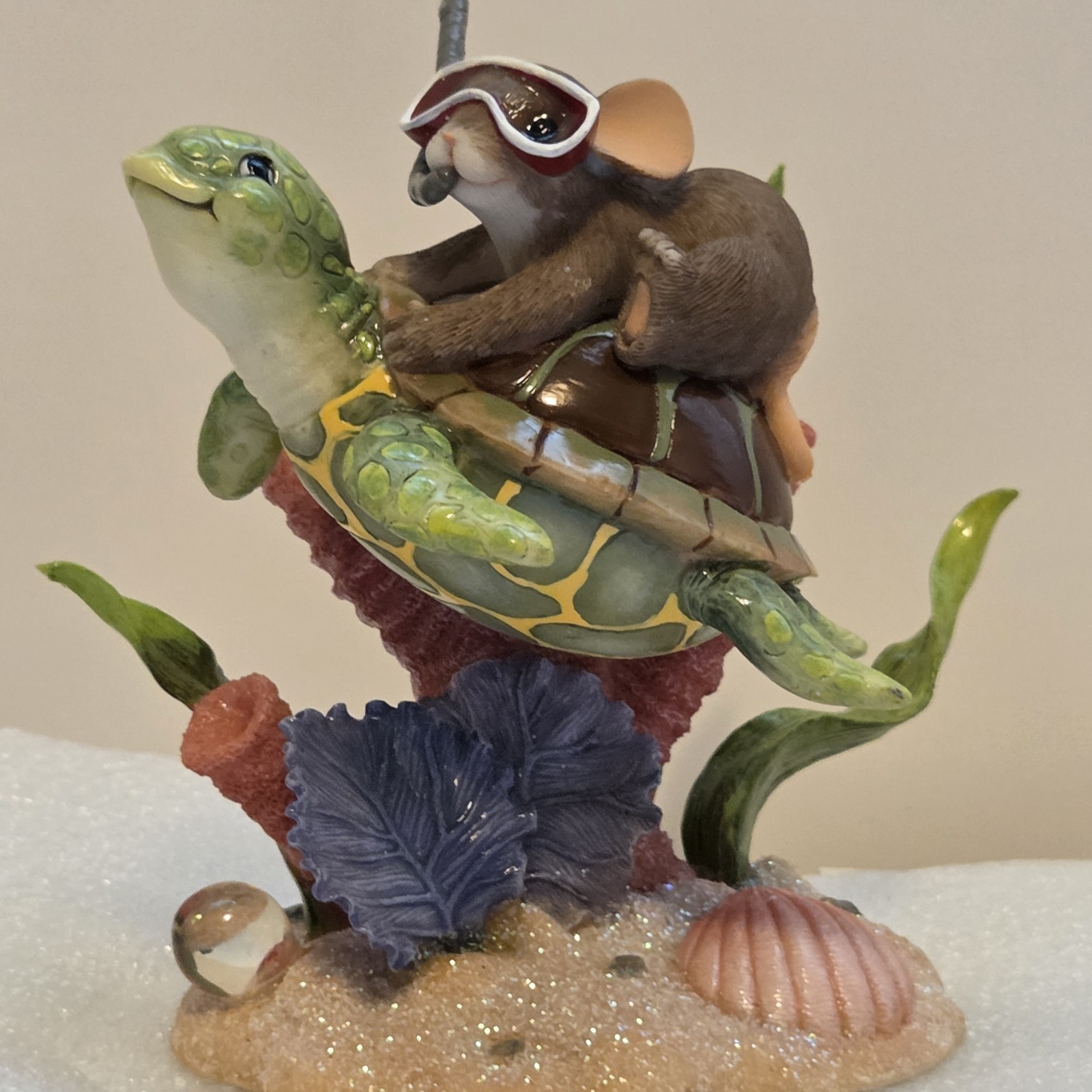 Charming Tails Riding The Tide Of Friendship 89/262 Mouse Turtle Boxed