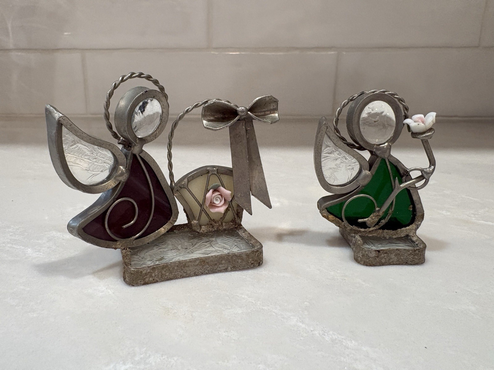 2 Mini Free Standing Stained Glass Angel Figurine Clear Head & Wings Green Red