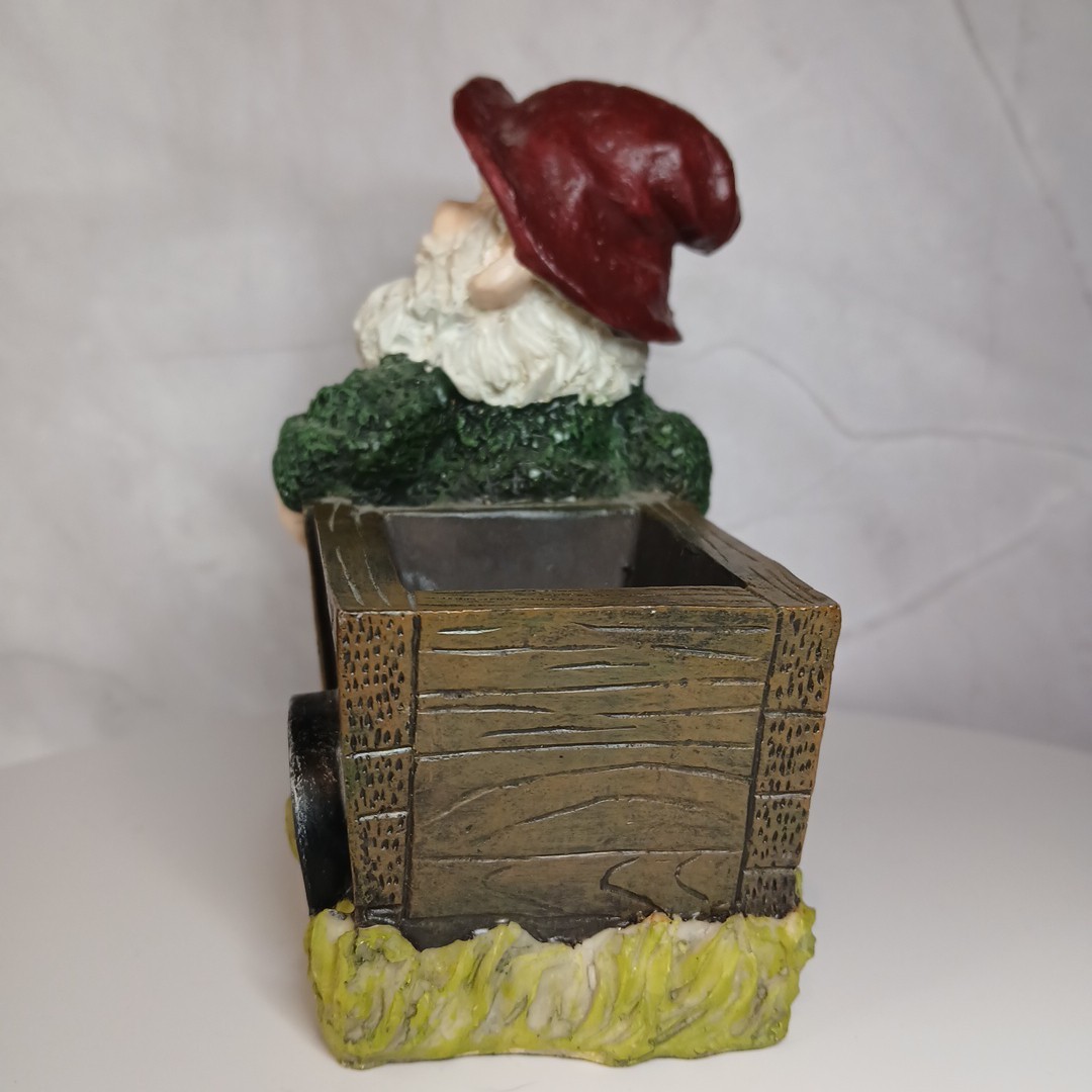 Gnome Pulling Cart Yardwork Originals Indor Outdoor Garden Decor SF-9244